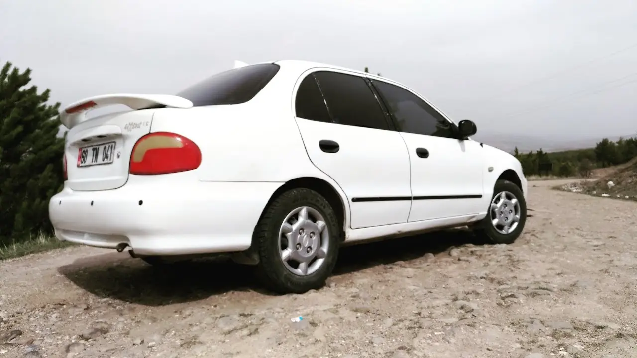Hyundai Accent Accent 1.5 LS Klima 3