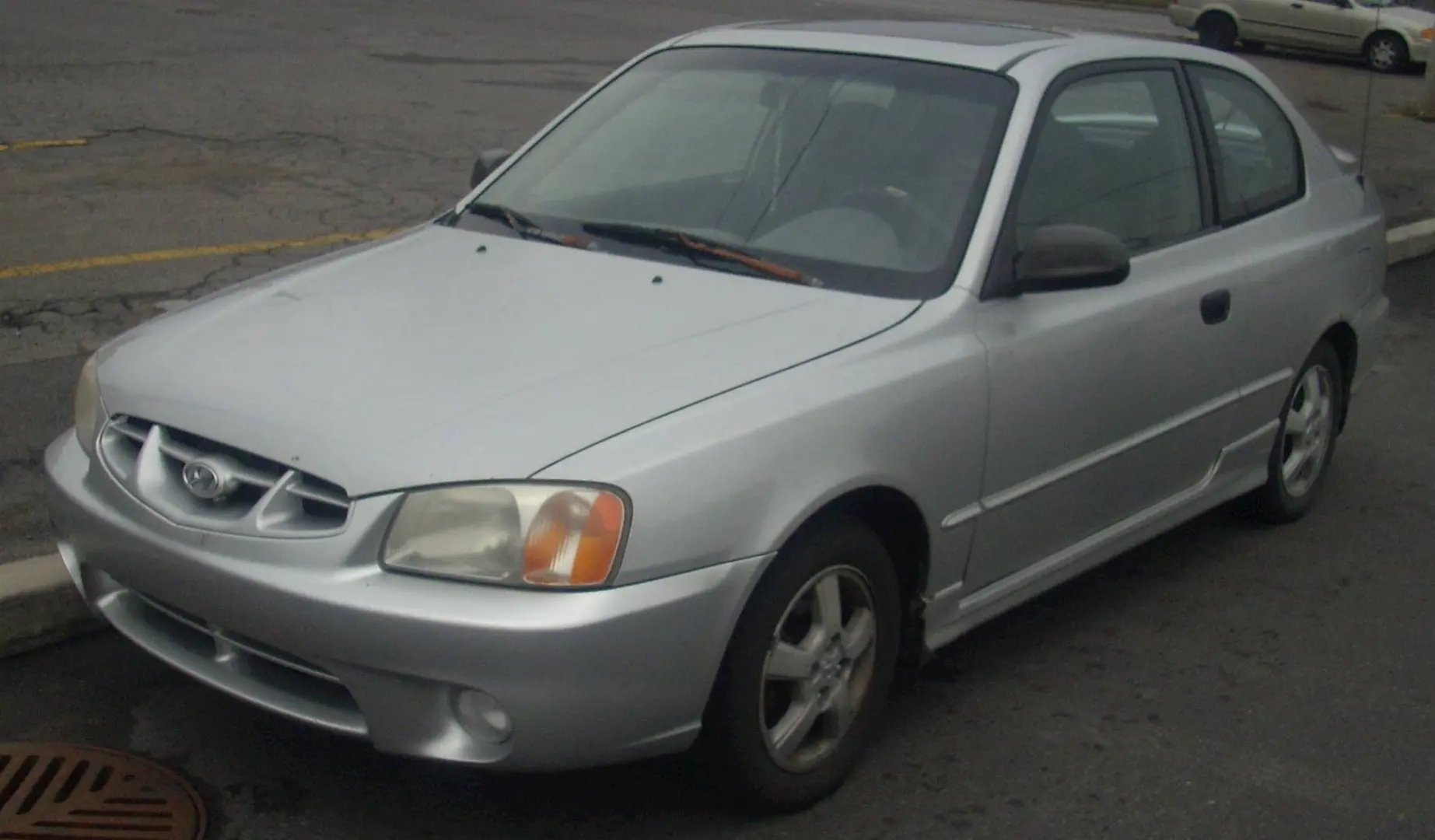 Hyundai Accent Accent 1.5i LS 3