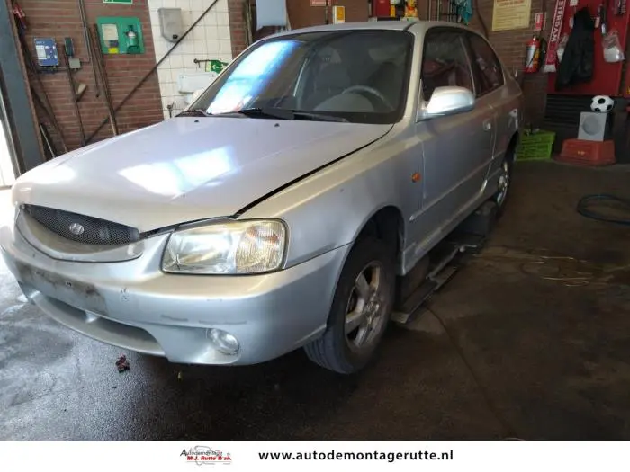 Hyundai Accent Accent 1.5i LS 7