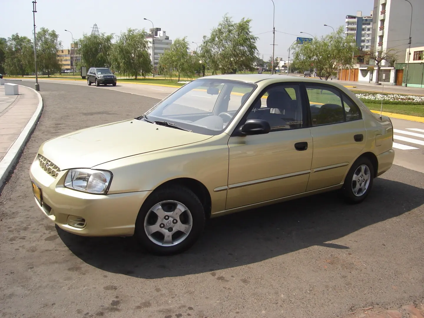 Hyundai Accent Accent 1.5i LS 6