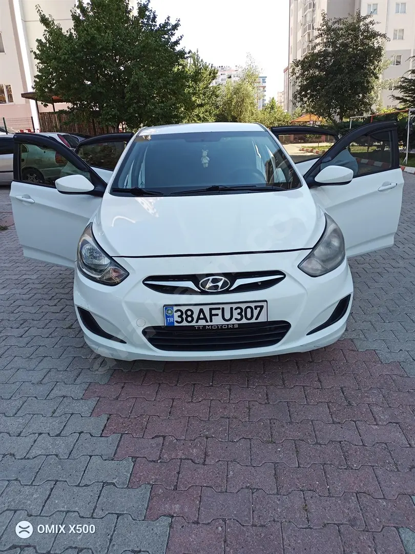 Hyundai Accent Blue Accent Blue 1.4 CVVT Biz 2