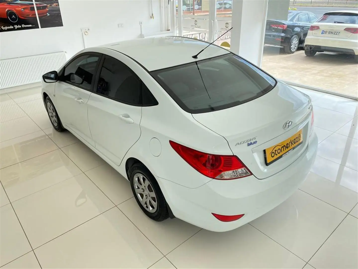 Hyundai Accent Blue Accent Blue 1.6 CRDI Biz 2