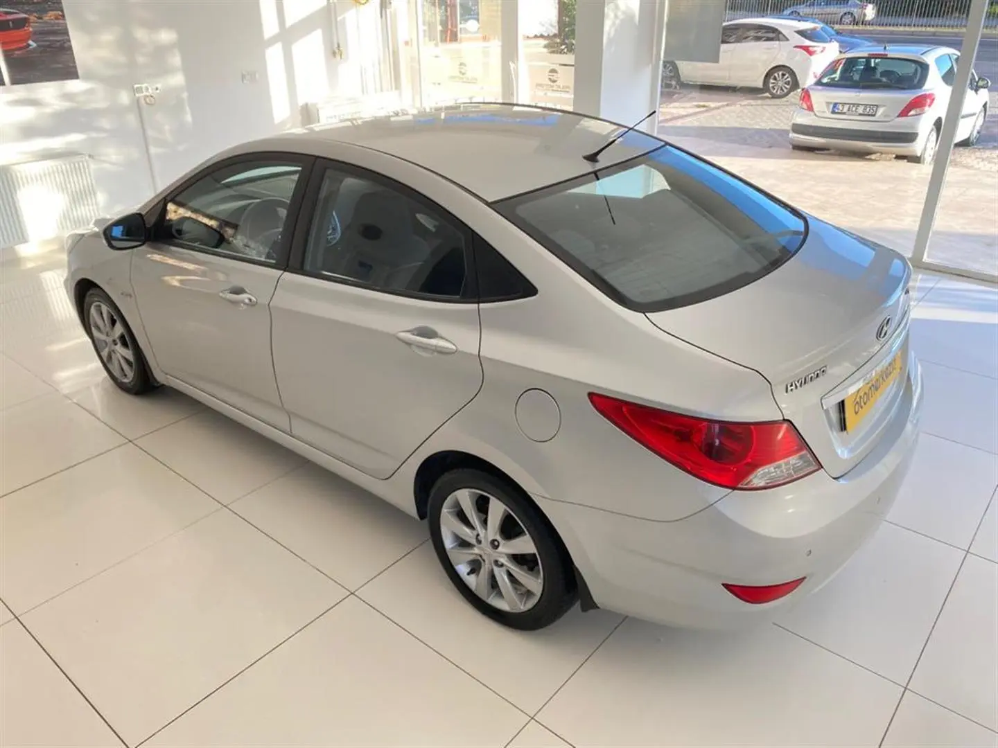 Hyundai Accent Blue Accent Blue 1.6 CRDI Prime 6