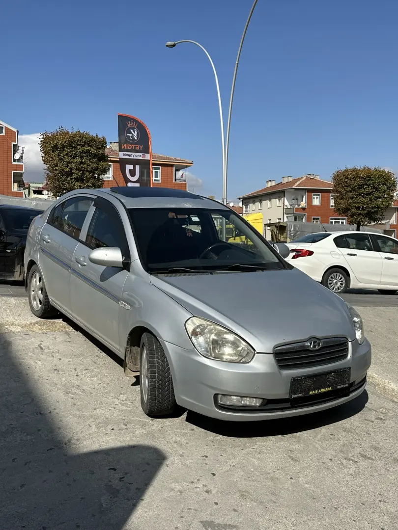 Hyundai Accent Era Accent Era 1.6 Style Sports 2