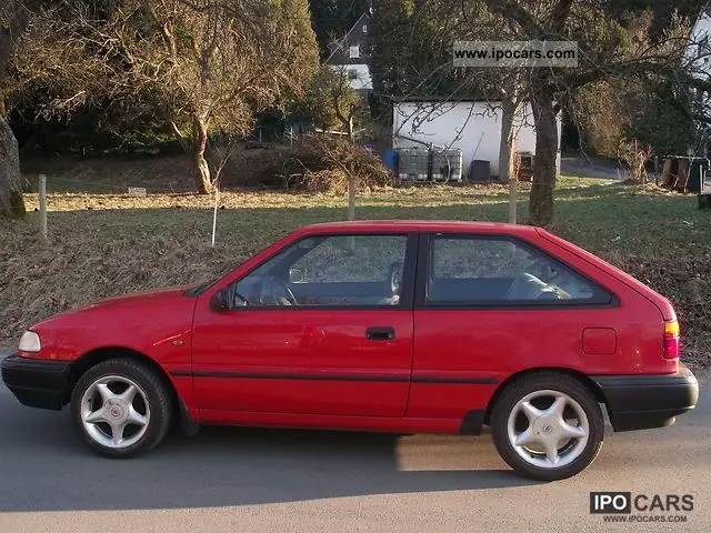 Hyundai Coupe Coupe 1.5 LS 6