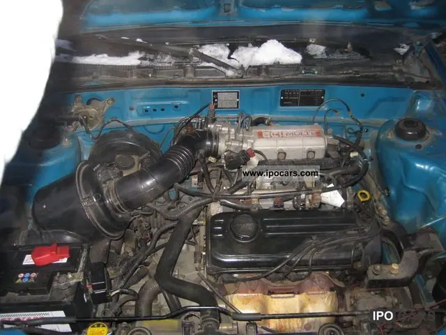 Hyundai Coupe Coupe 1.5 LS 6