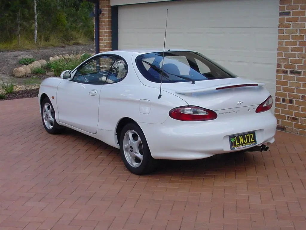 Hyundai Coupe Coupe 1.8 6