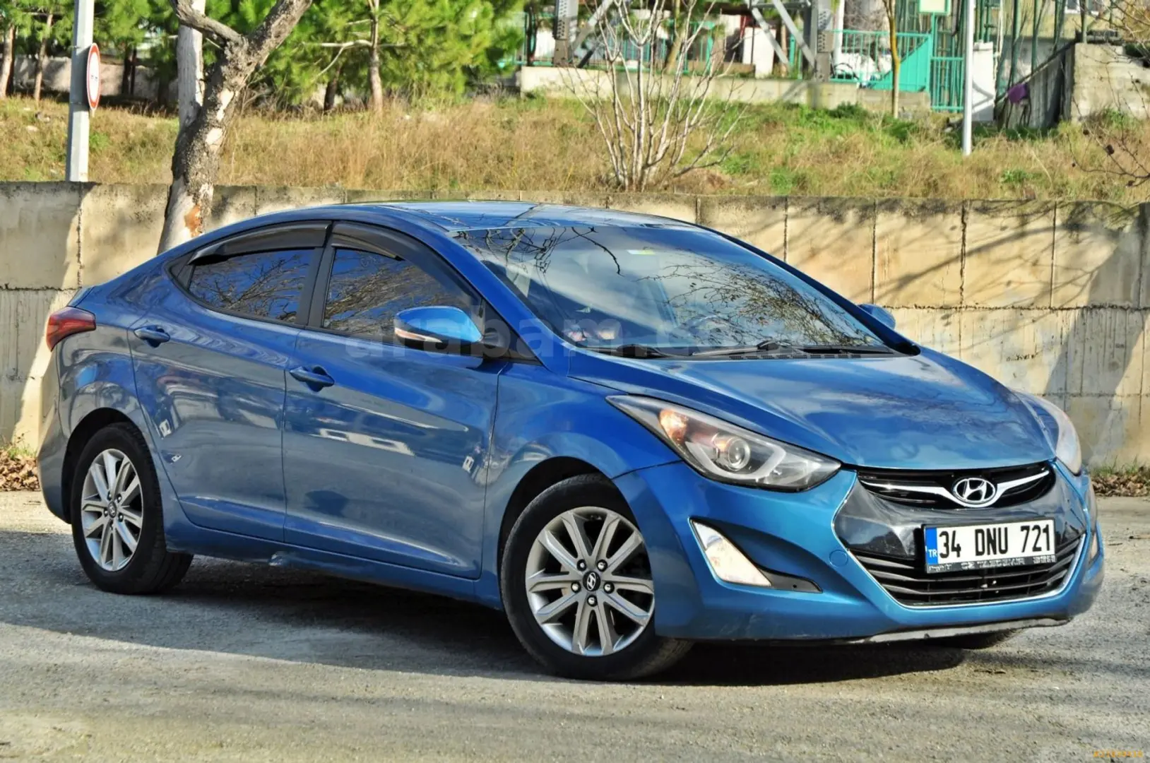 Hyundai Elantra Elantra 1.6 CRDI Elite 3