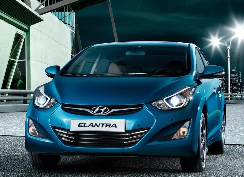 Hyundai Elantra Elantra 1.6 CRDI Style 7