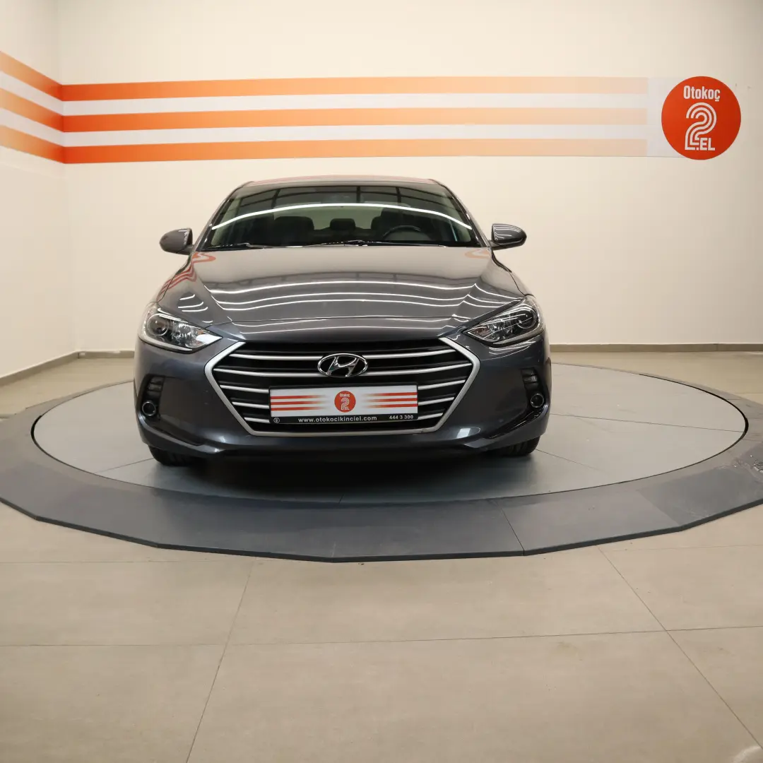 Hyundai Elantra Elantra 1.6 CRDI Elite DCT 2