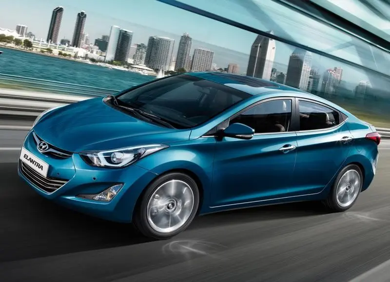Hyundai Elantra Elantra 1.6 CRDI Style 4