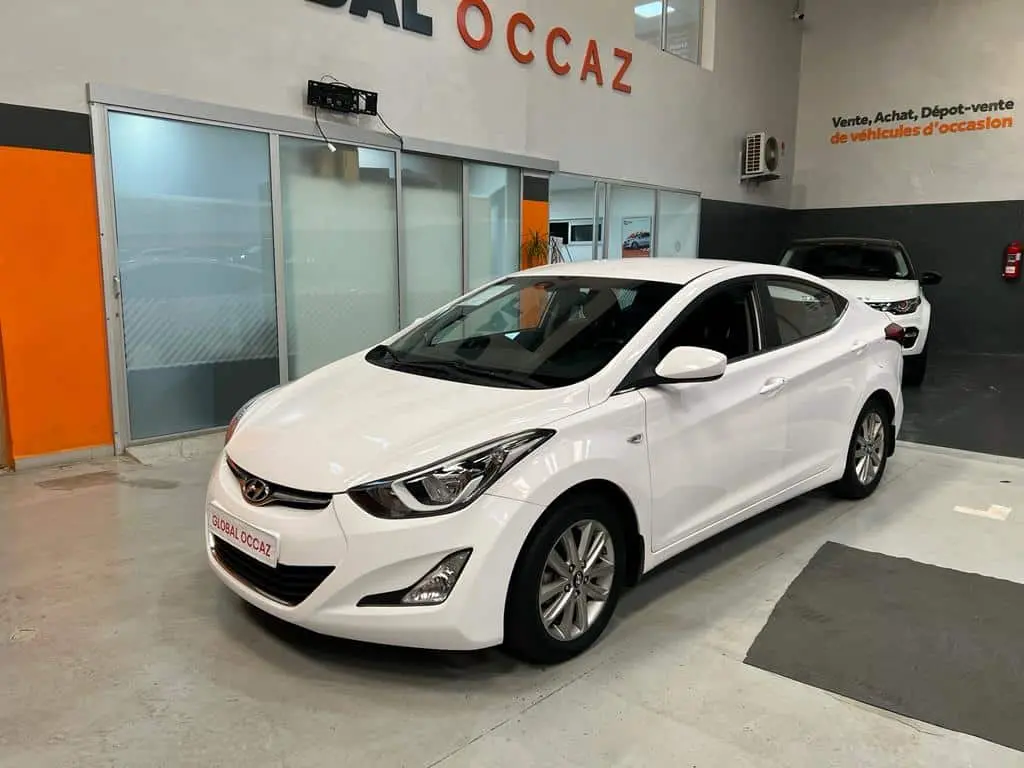 Hyundai Elantra Elantra 1.6 CRDI Style Design Pack 1