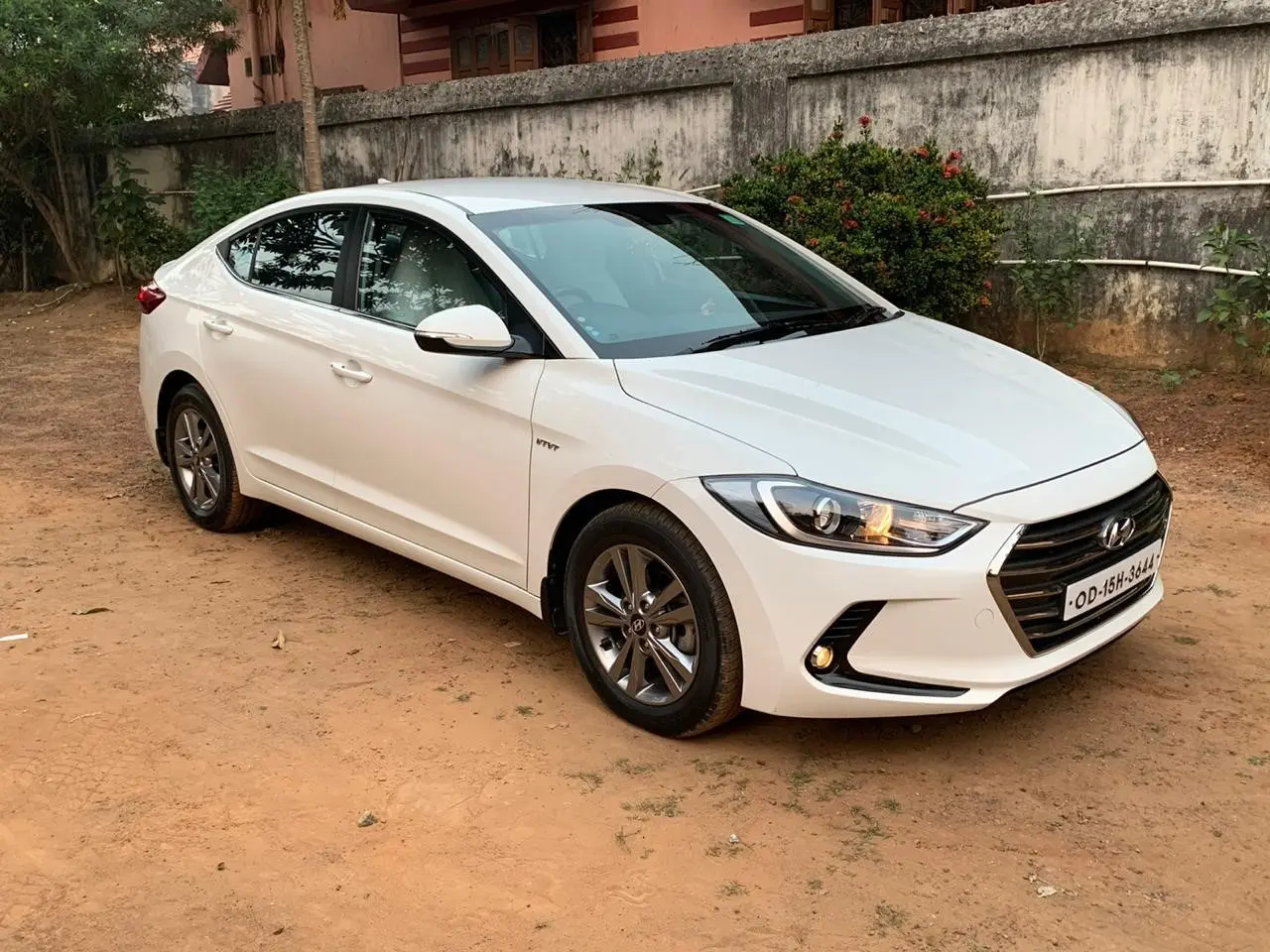 Hyundai Elantra Elantra 1.6 CRDI Style Plus 1