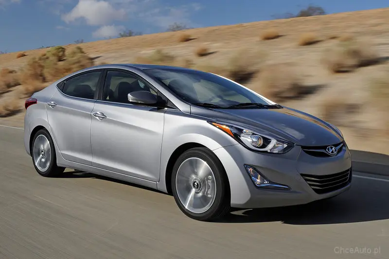 Hyundai Elantra Elantra 1.6 D-CVVT Style 6