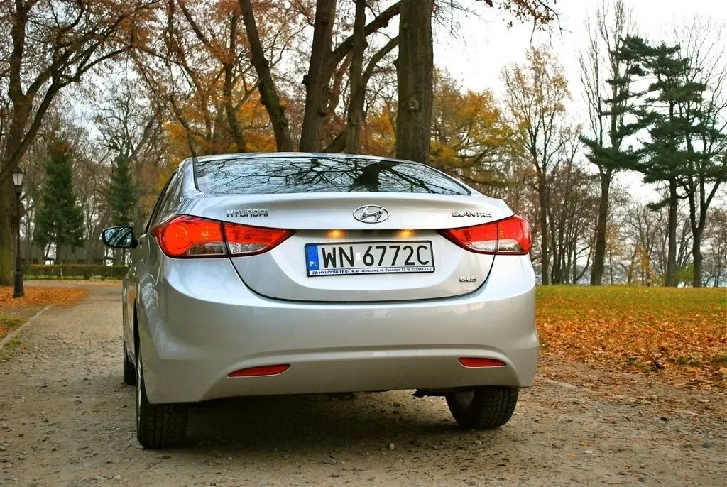 Hyundai Elantra Elantra 1.6 D-CVVT Prime 6
