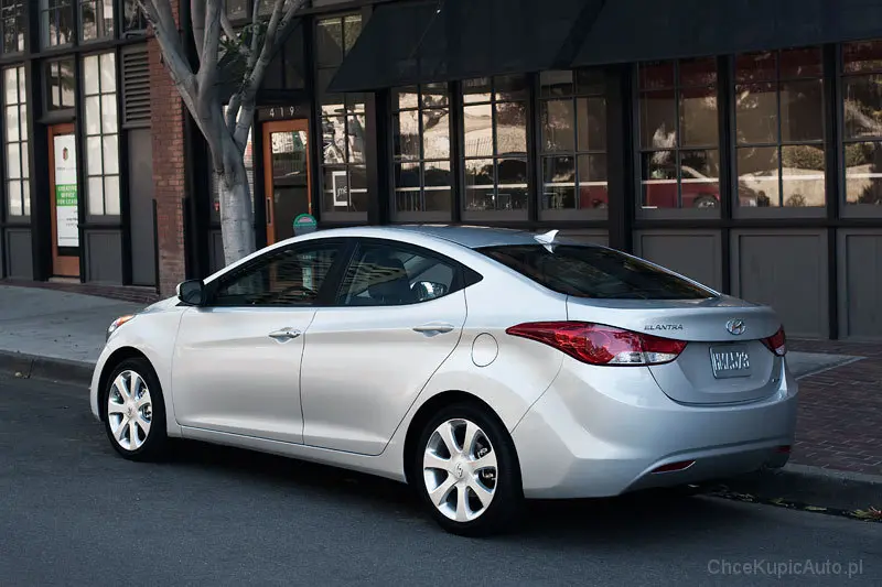 Hyundai Elantra Elantra 1.6 D-CVVT Style 2