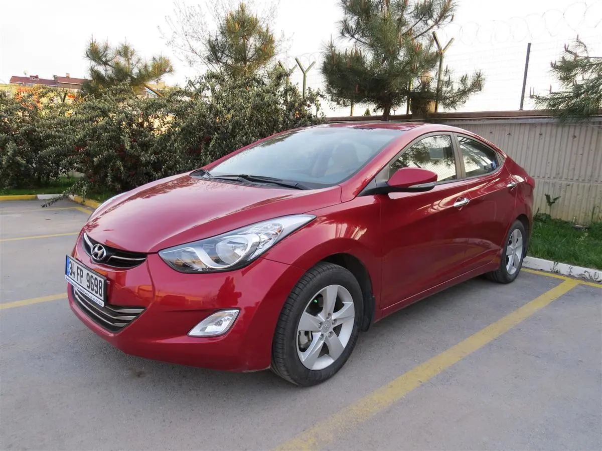 Hyundai Elantra Elantra 1.6 D-CVVT Tune 2