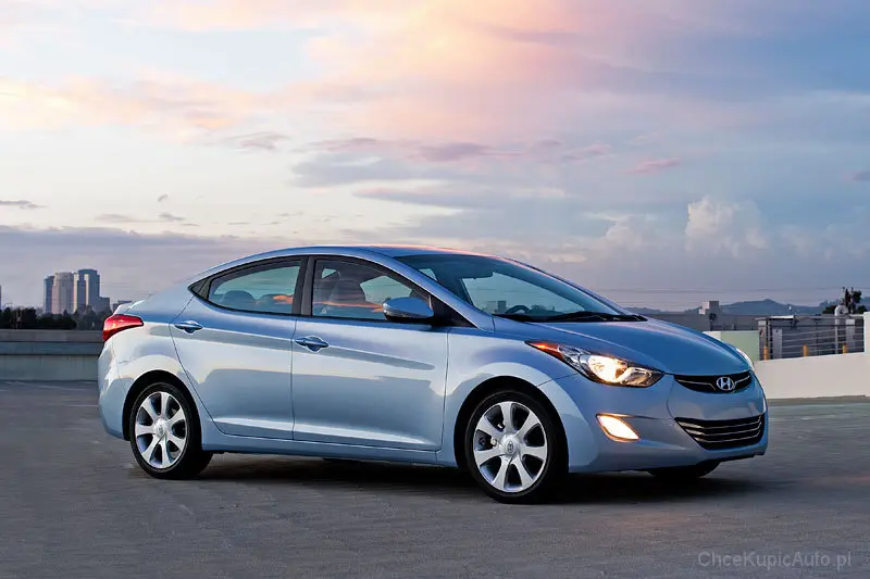Hyundai Elantra Elantra 1.6 D-CVVT Tune 4