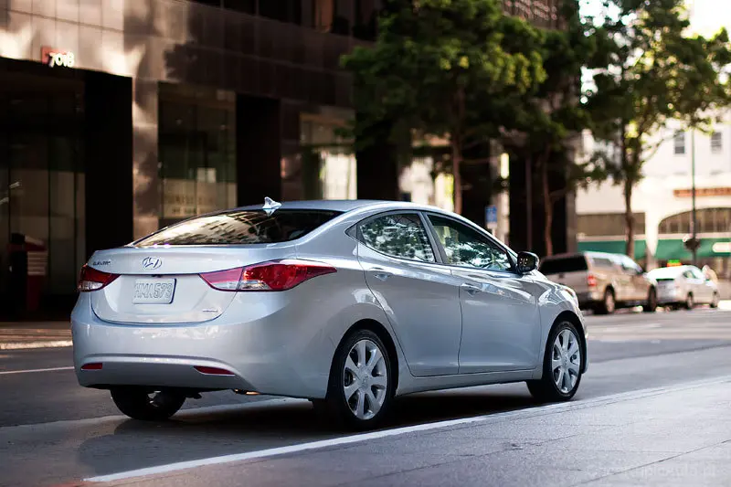 Hyundai Elantra Elantra 1.6 D-CVVT Style 5