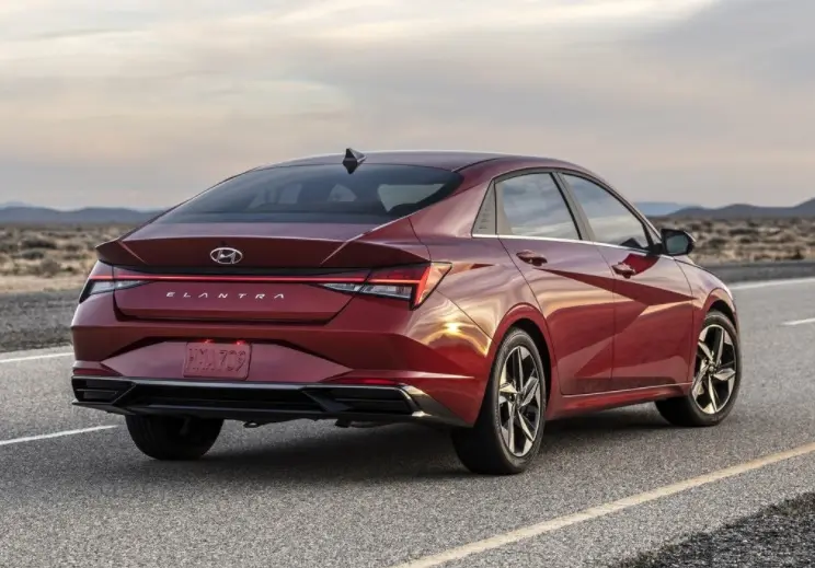 Hyundai Elantra Elantra 1.6 MPI Style 1