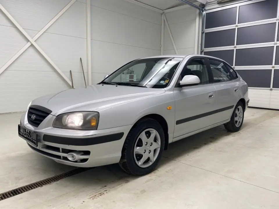 Hyundai Elantra Elantra 1.6 MPI Style 3