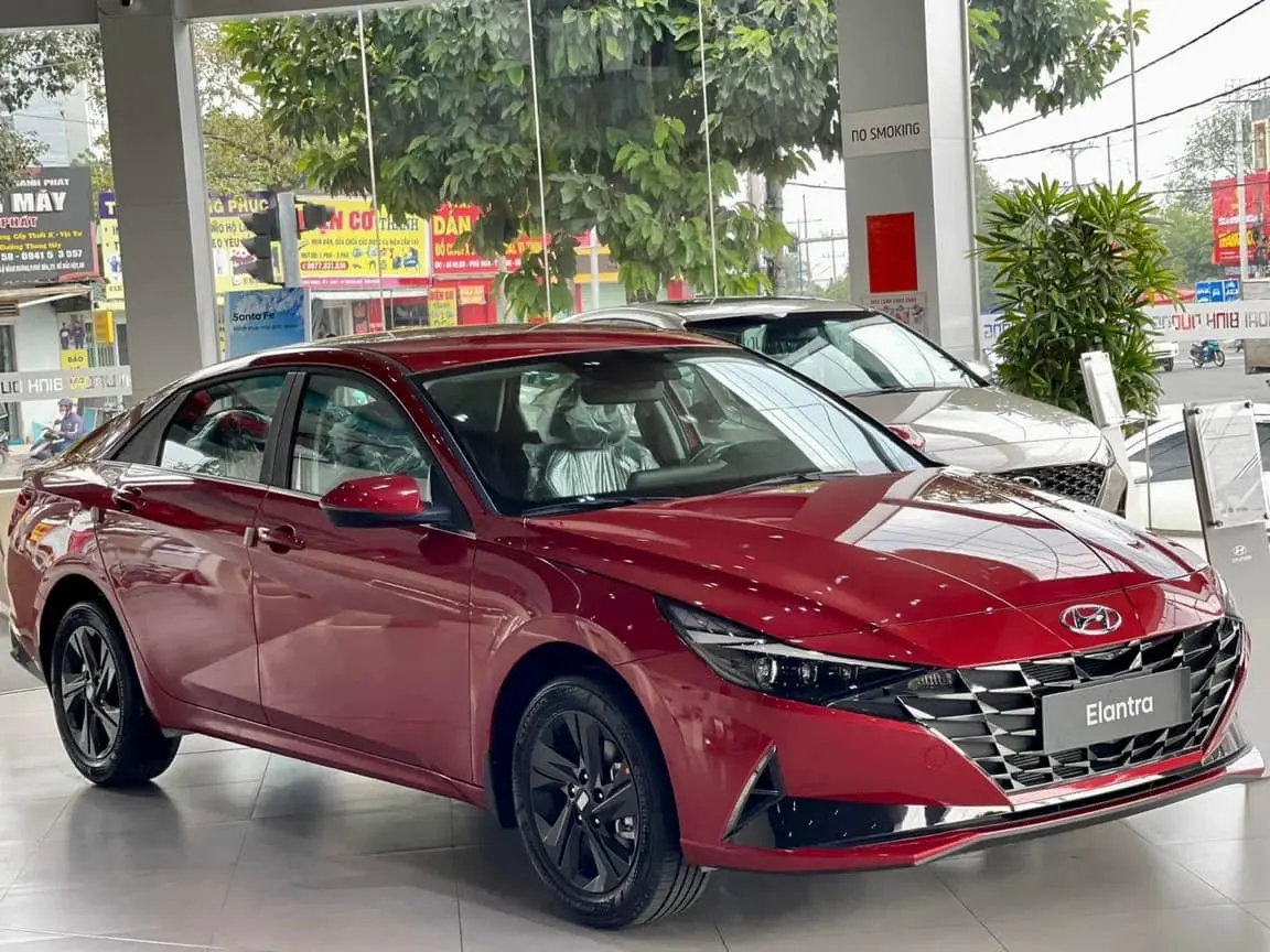 Hyundai Elantra Elantra 1.6 MPI Style 4