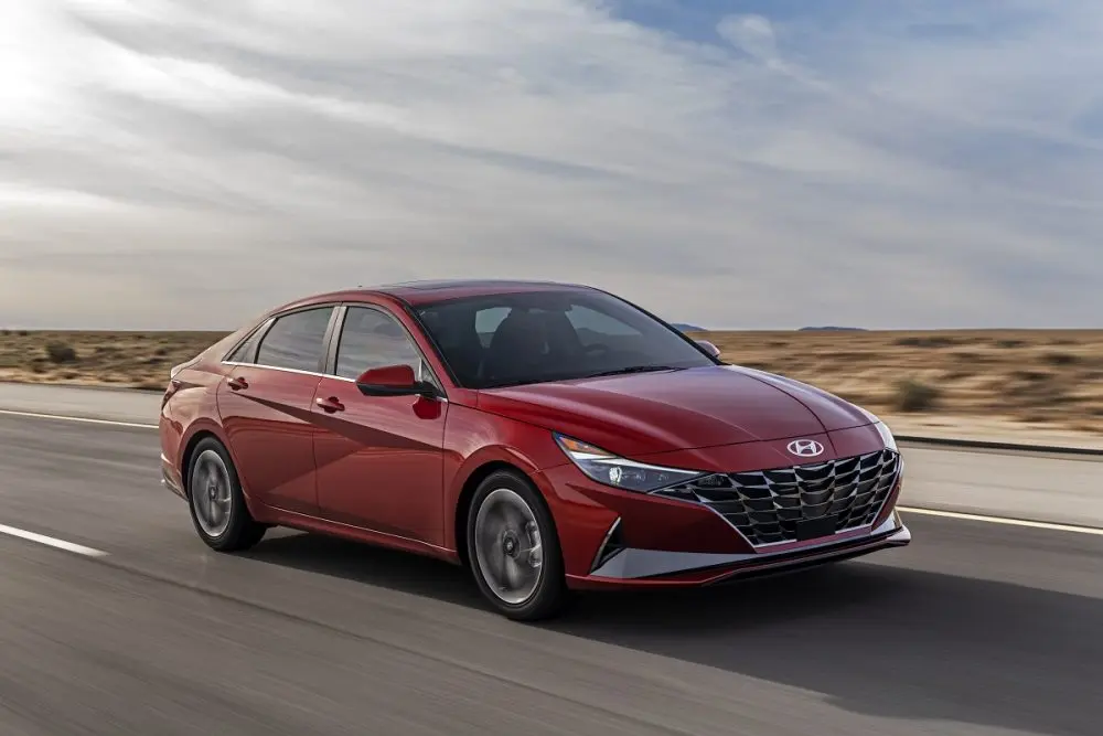 Hyundai Elantra Elantra 1.6 MPI Style Comfort CVT 5