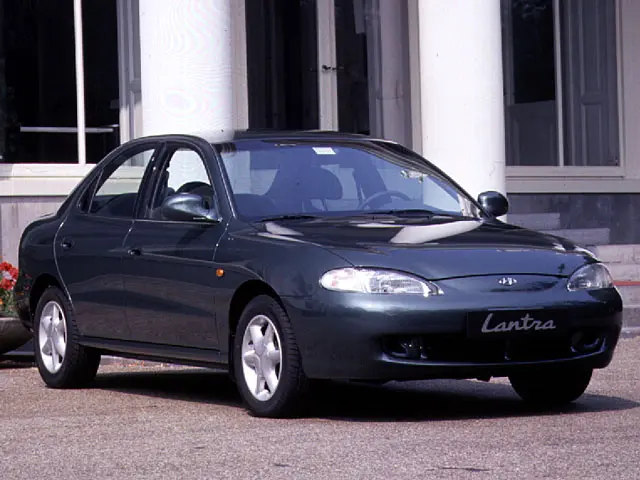 Hyundai Elantra Elantra 1.6i GL 2