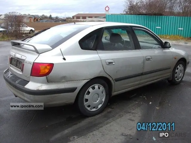 Hyundai Elantra Elantra 1.6i GL 4