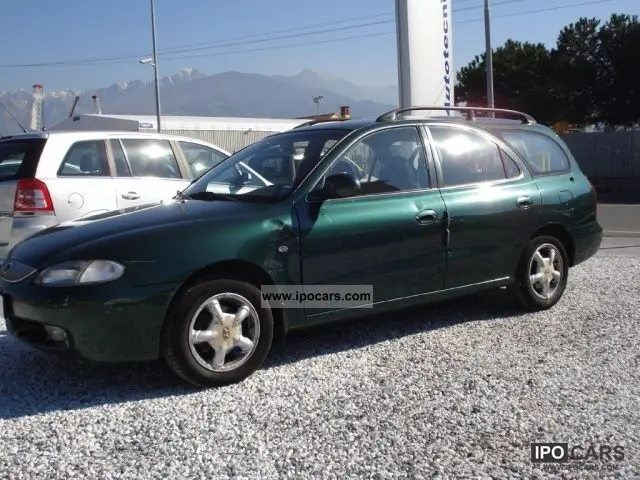 Hyundai Elantra Elantra 1.6i GLS Comfort 3