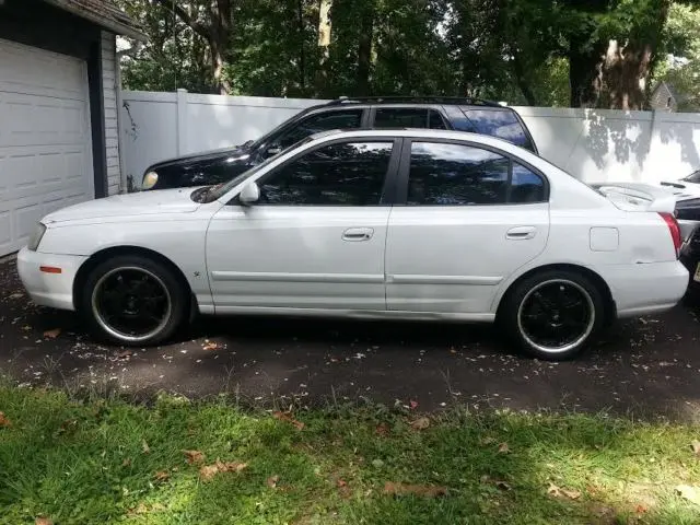 Hyundai Elantra Elantra 2.0 GLS Style 6