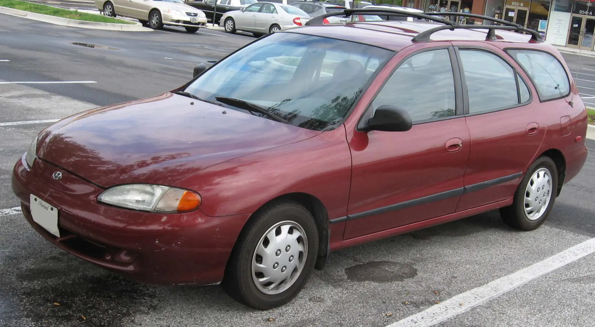 Hyundai Elantra Elantra 2.0i Cool 0