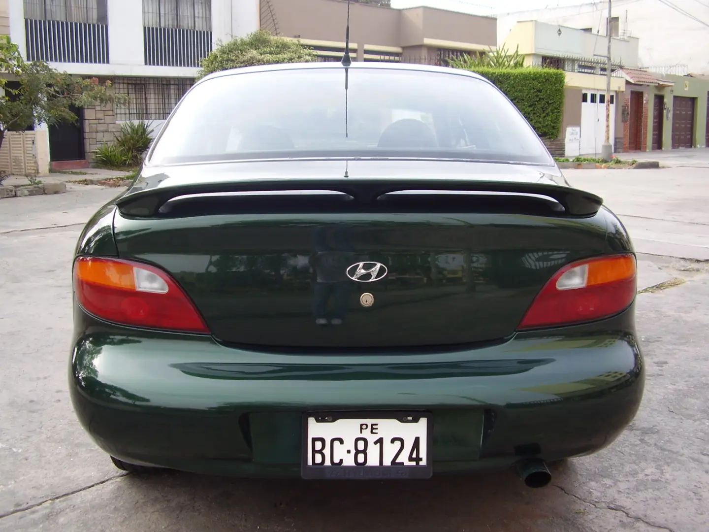 Hyundai Elantra Elantra 1.6i GLS 3
