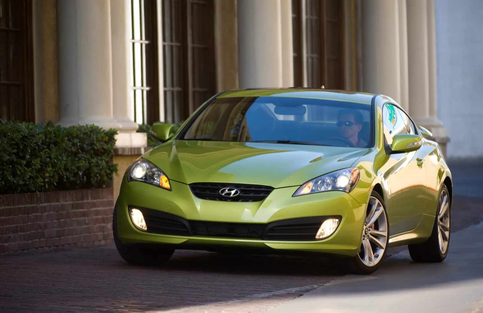 Hyundai Genesis Genesis 2.0 TCI 5