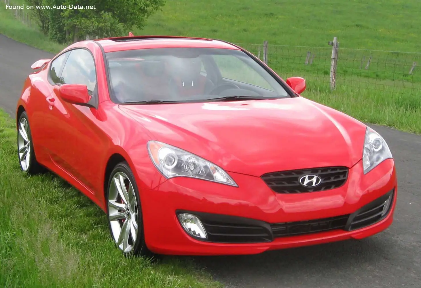 Hyundai Genesis Genesis 3.8 V6 3