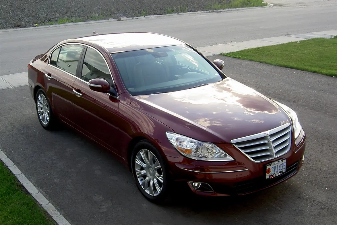 Hyundai Genesis Genesis 3.8 V6 3