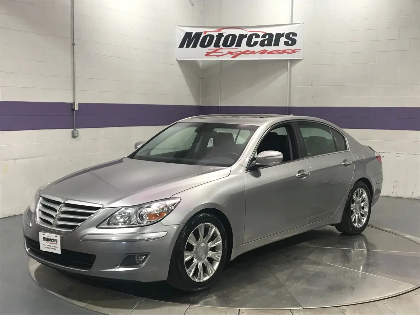 Hyundai Genesis Genesis 3.8 V6 3