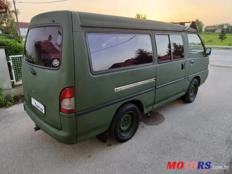 Hyundai H 100 H 100 2.5 D 2
