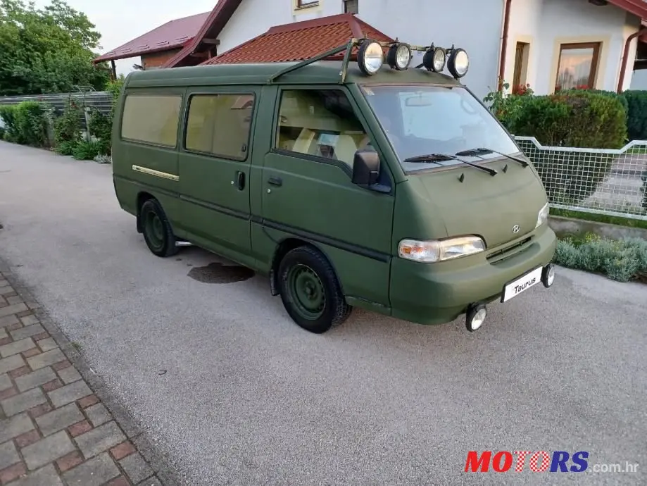 Hyundai H 100 H 100 2.5 D 3