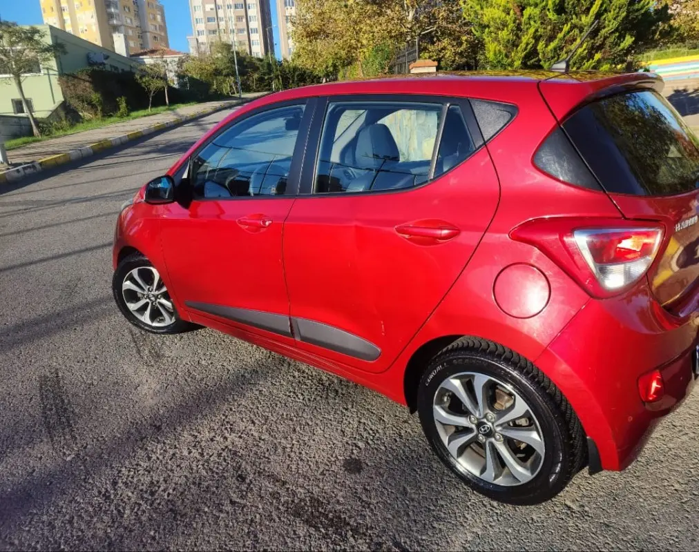 Hyundai i10 i10 1.25 D-CVVT Elite 7