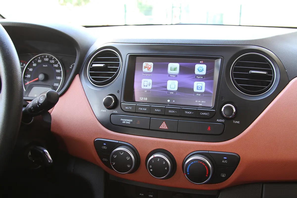 Hyundai i10 i10 1.25 D-CVVT Elite Navi 4