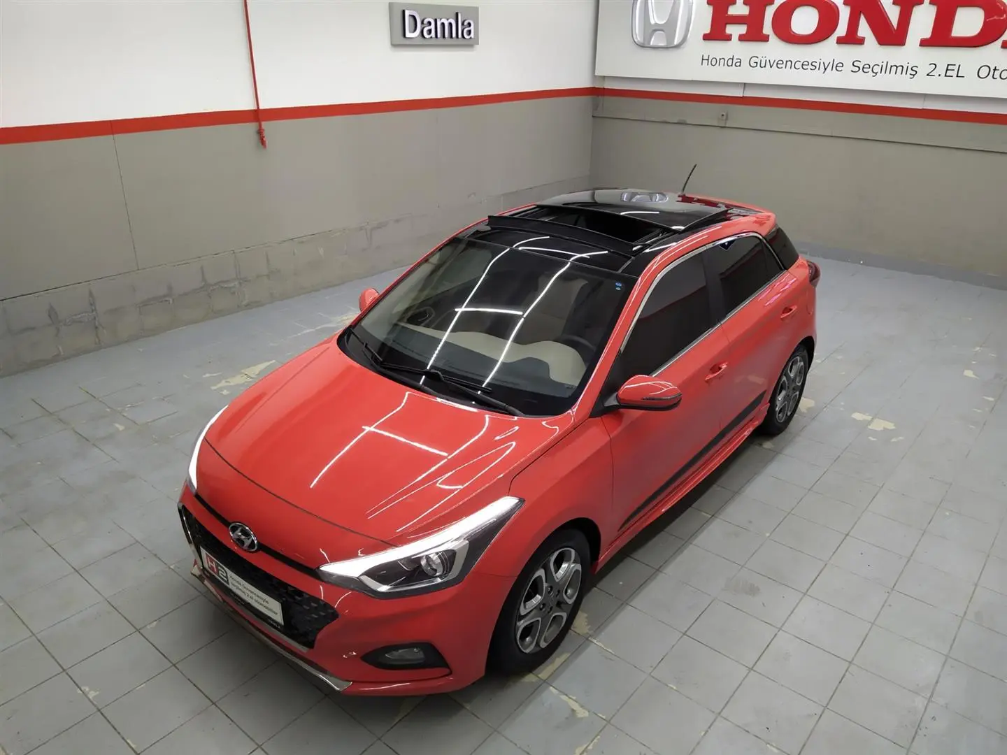 Hyundai i20 i20 1.0 T-GDI Elite Panoramik Cam Tavan DCT 4