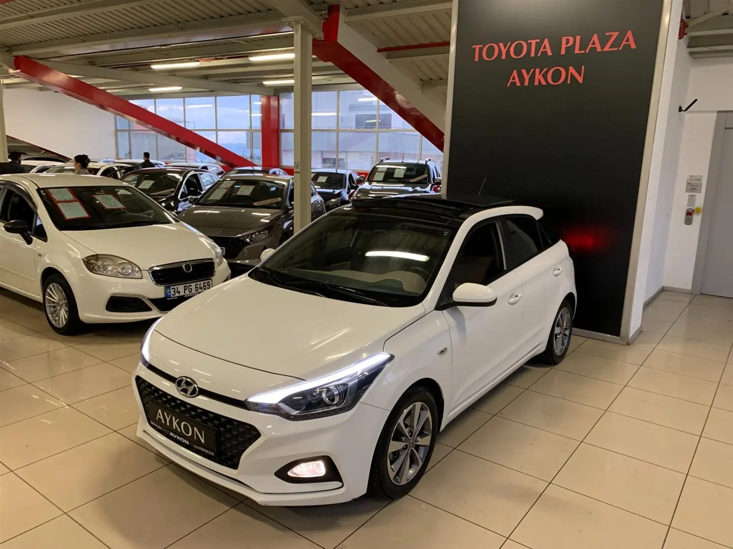 Hyundai i20 i20 1.0 T-GDI Style Panoramik Cam Tavan Multimedya Paketi DCT 3