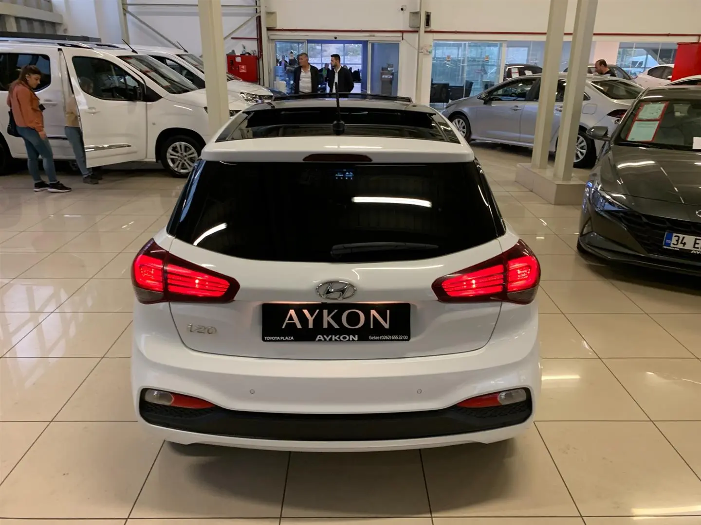 Hyundai i20 i20 1.0 T-GDI Style Panoramik Cam Tavan Multimedya Paketi DCT 4