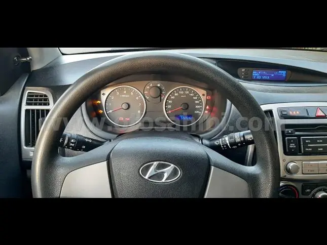 Hyundai i20 i20 1.2 D-CVVT Jump 3