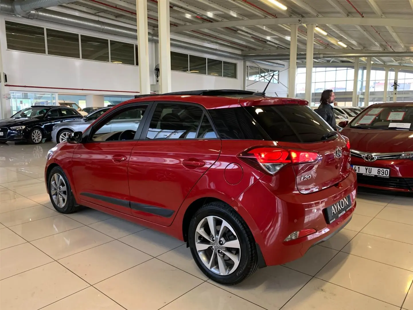 Hyundai i20 i20 1.4 CRDI Elite Smart Panoramik Cam Tavan 6