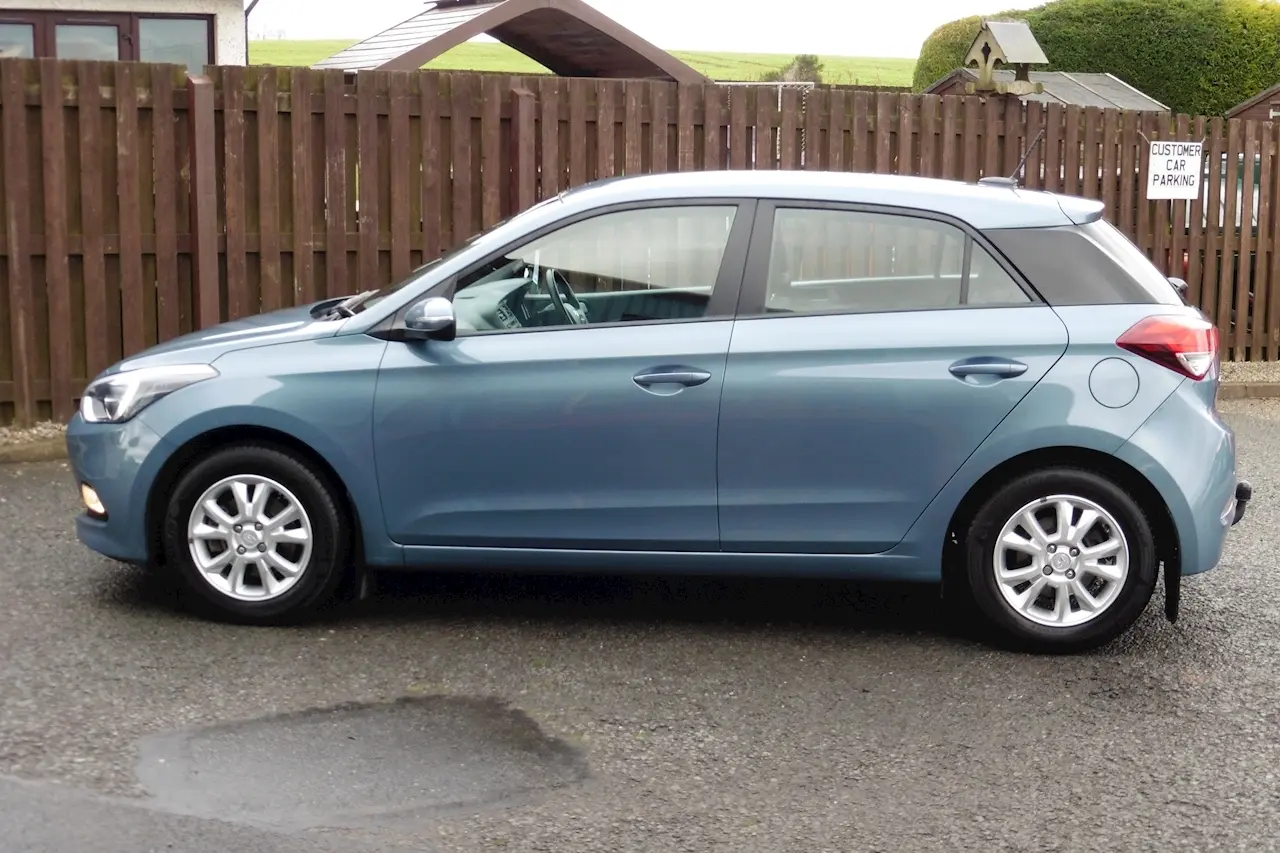 Hyundai i20 i20 1.4 CRDI Style 5