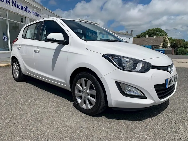 Hyundai i20 i20 1.4 CVVT Go 6