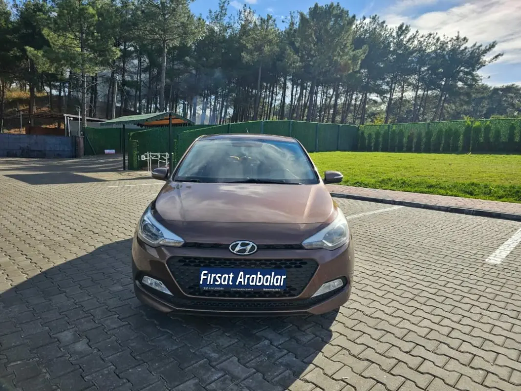Hyundai i20 i20 1.4 MPI Elite Smart 4