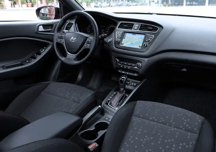 Hyundai i20 i20 1.4 MPI Style 6